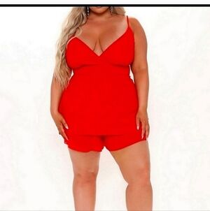 Nwt Fashion nova 3x red romper